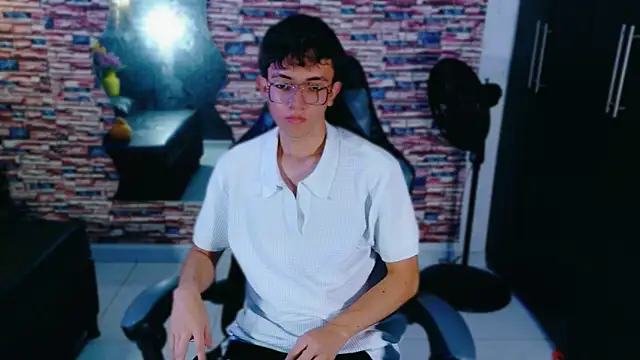 Dominic_Carmine