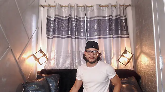 Ethan_w12