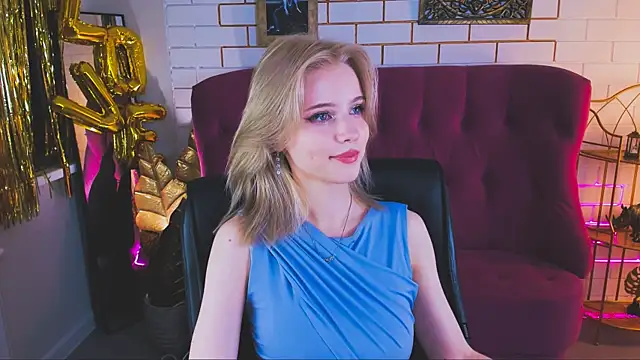 LeonaStane