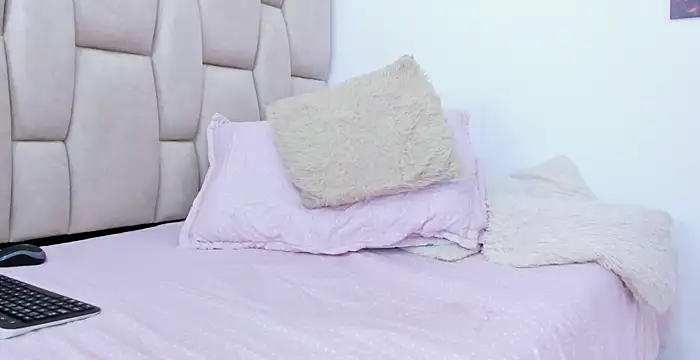 _Lakshmi_hotx