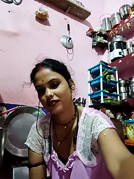Webcam Model (Cut_ragni)  is live.Free join now!