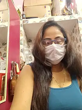 Webcam Model (nisha_1110)  is live.Free join now!