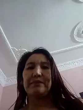 Webcam Model (love_amarah69)  is live.Free join now!
