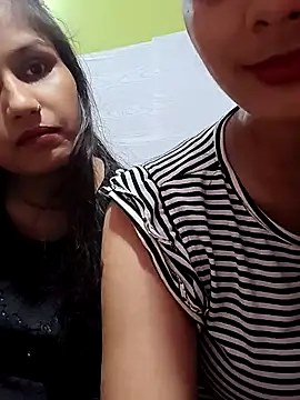 jaan_jaanvii's Stripchat show and profile
