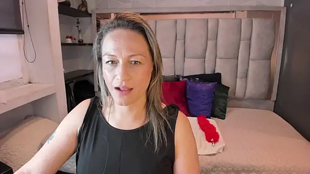 Charlot_milf
