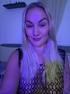 NastyMilf_ from StripChat is Freechat