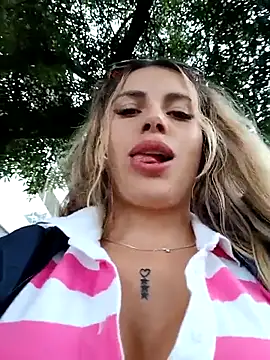 Webcam Model (Misscata1106)  is live.Free join now!