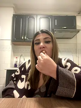 NatashaXVibe from StripChat is Freechat