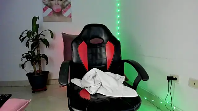 rouse_red