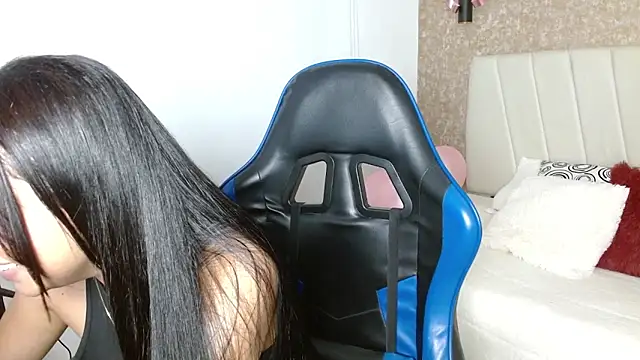 AliceSmiith_