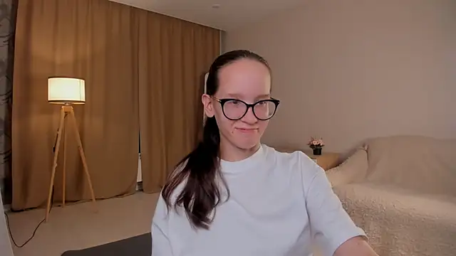 bettybrowni - BettyBrowni's free webcam - UK Sex Cams