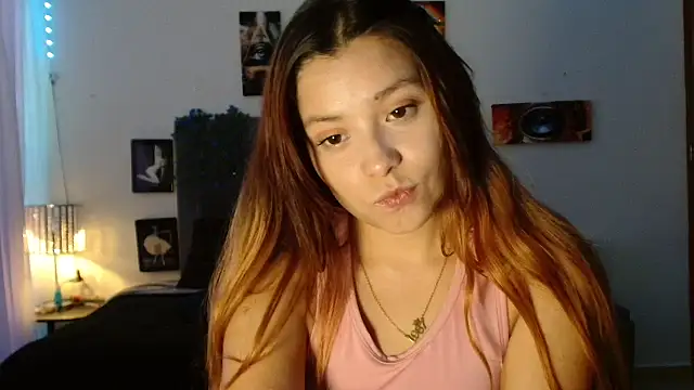 3littleschoolteens from StripChat is Freechat