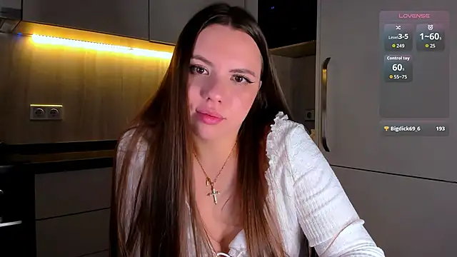 Chloe_loo