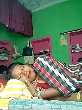 Hot_bhomihh4