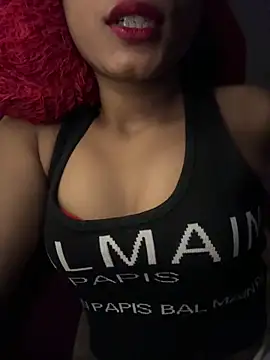 Webcam Model (Hot_Goldengirl)  is live.Free join now!