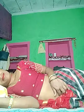 Hot_bhomihh4