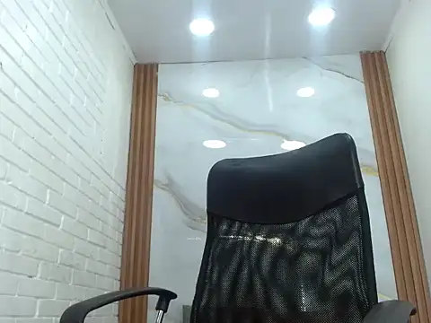 Penelopee_Rouse