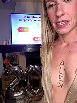 lola_tentatiion
