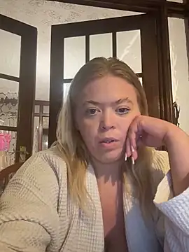 Webcam Model (KaylaTrudi)  is live.Free join now!