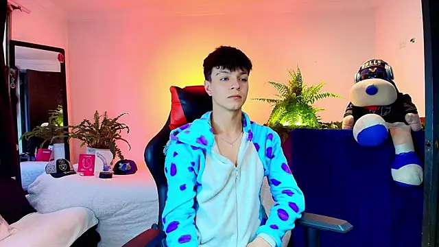 twink_sebas_