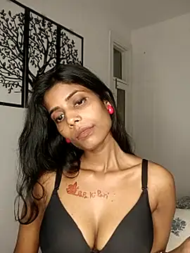 Webcam Model (zoya_your)  is live.Free join now!