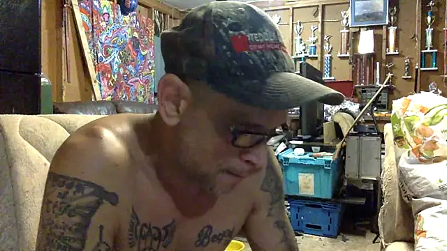Buffshagswell's Stripchat show and profile
