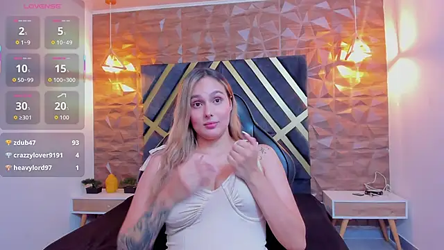 Emmaa_white_