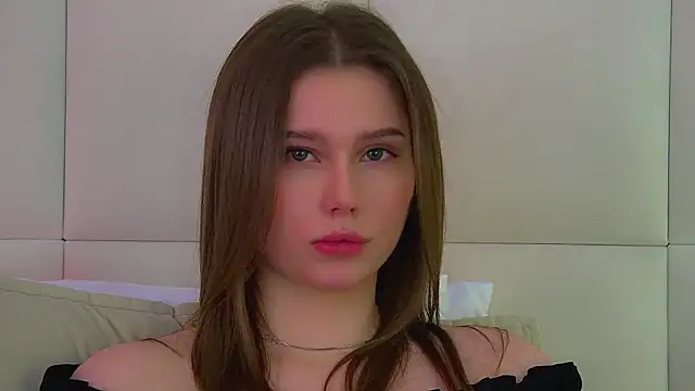 dianavert - DianaVert's free webcam - UK Sex Cams