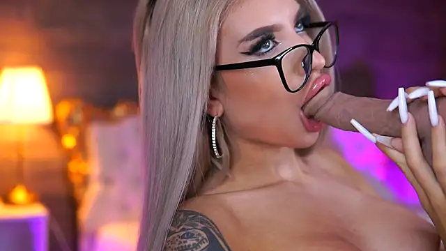 Juicy_Jessye