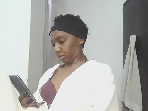 Sexxybella27