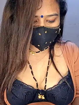 Webcam Model (indian-hotmilfs)  is live.Free join now!