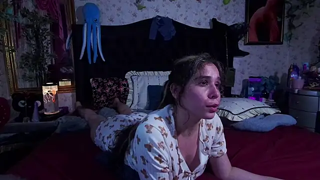 Elizabeth77_