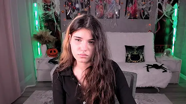 AnoraDark