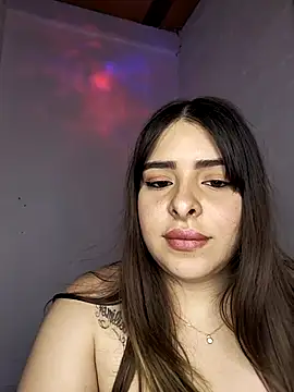 Nahomy_cm