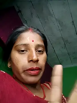 Hot_bhomihh4