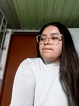 sofia_athome