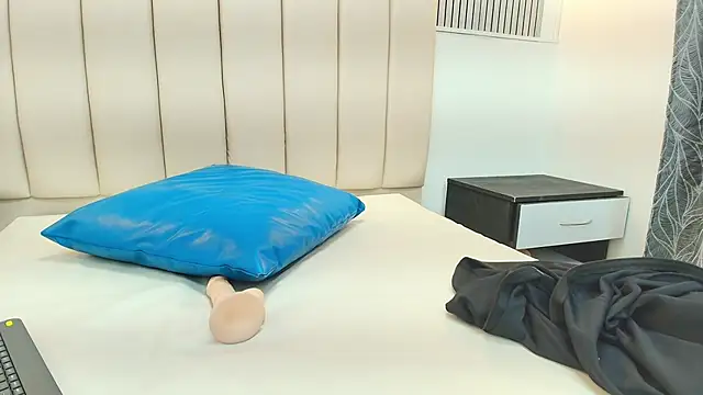 agatha_dante - Agatha_dante's free webcam - UK Sex Cams