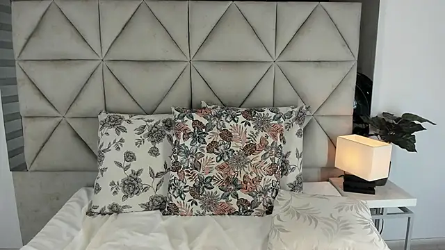 nina_pons