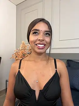AnnyVega_