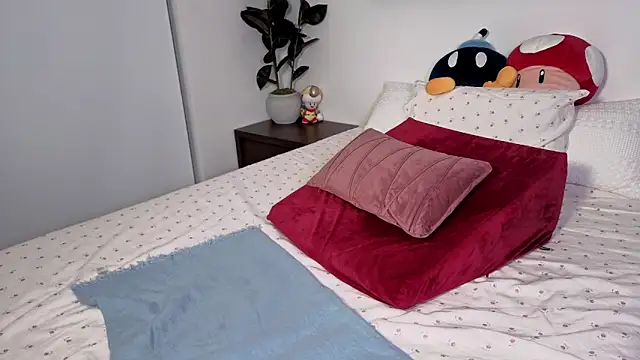 MySweetSofie's Stripchat show and profile