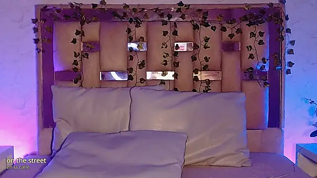  GigiVolkova chat room