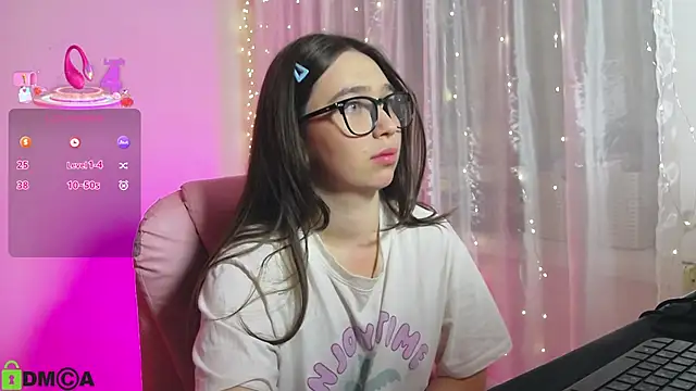 Arianahot777