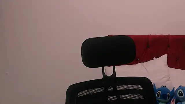 Tainara_ebony