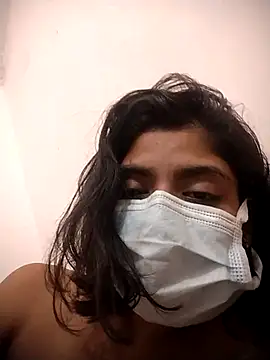 Webcam Model (sassyy_poonam)  is live.Free join now!
