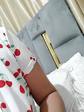 Yassmina11