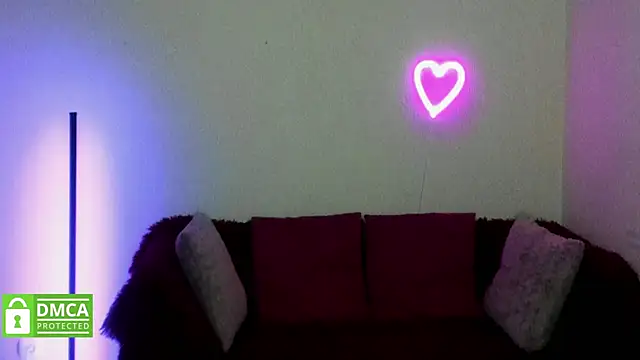 Arianasweety23