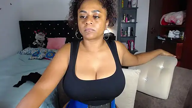 BellaKarla