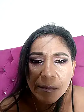 tifanny_love33 - Tifanny_Love33's free webcam - UK Sex Cams