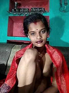 Webcam Model (Maya_bhoji)  is live.Free join now!