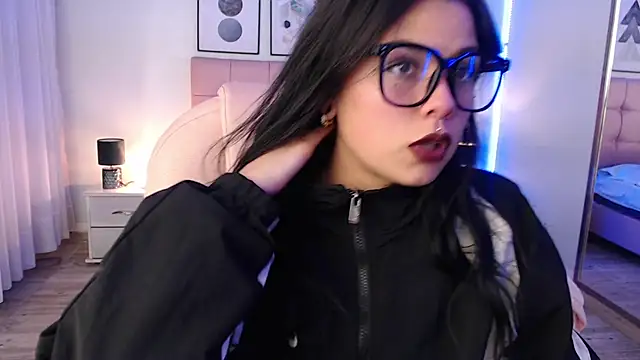 Kikii_cams webcam stripchat model stream image